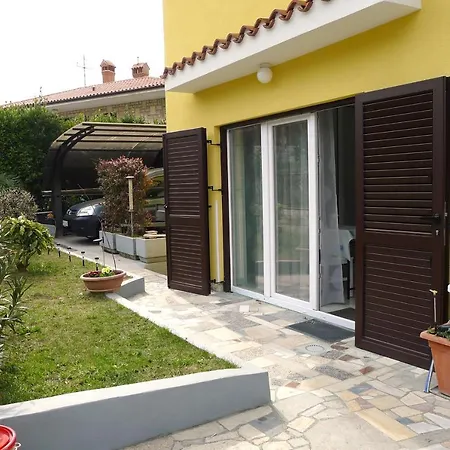 Cosy Getaway Apartament